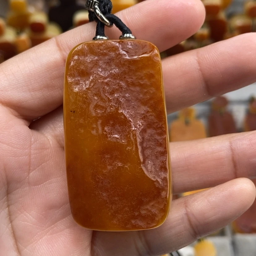 【闪购商品】琥珀颈饰未镶嵌