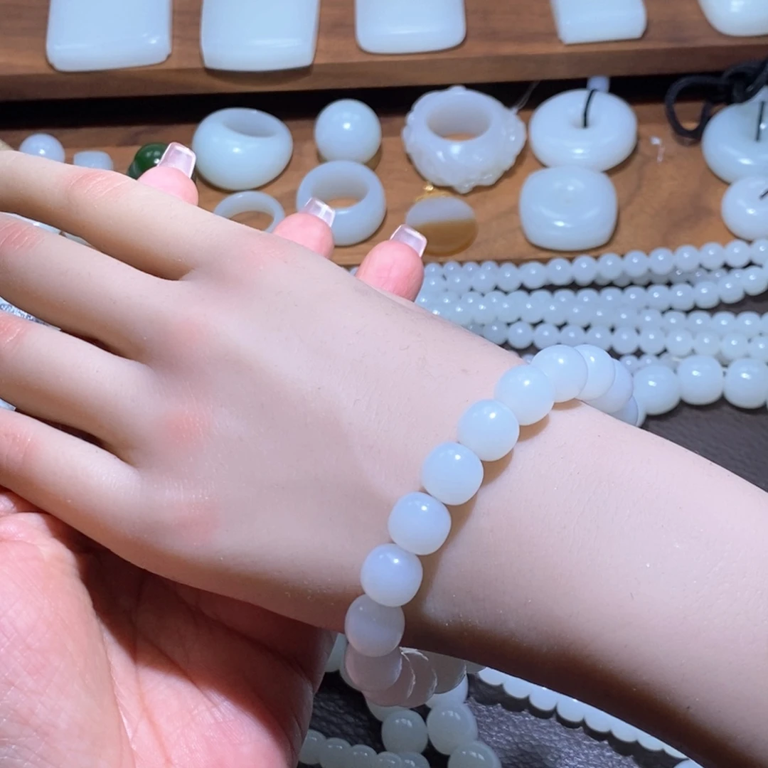 未镶嵌手链和田玉灵*?