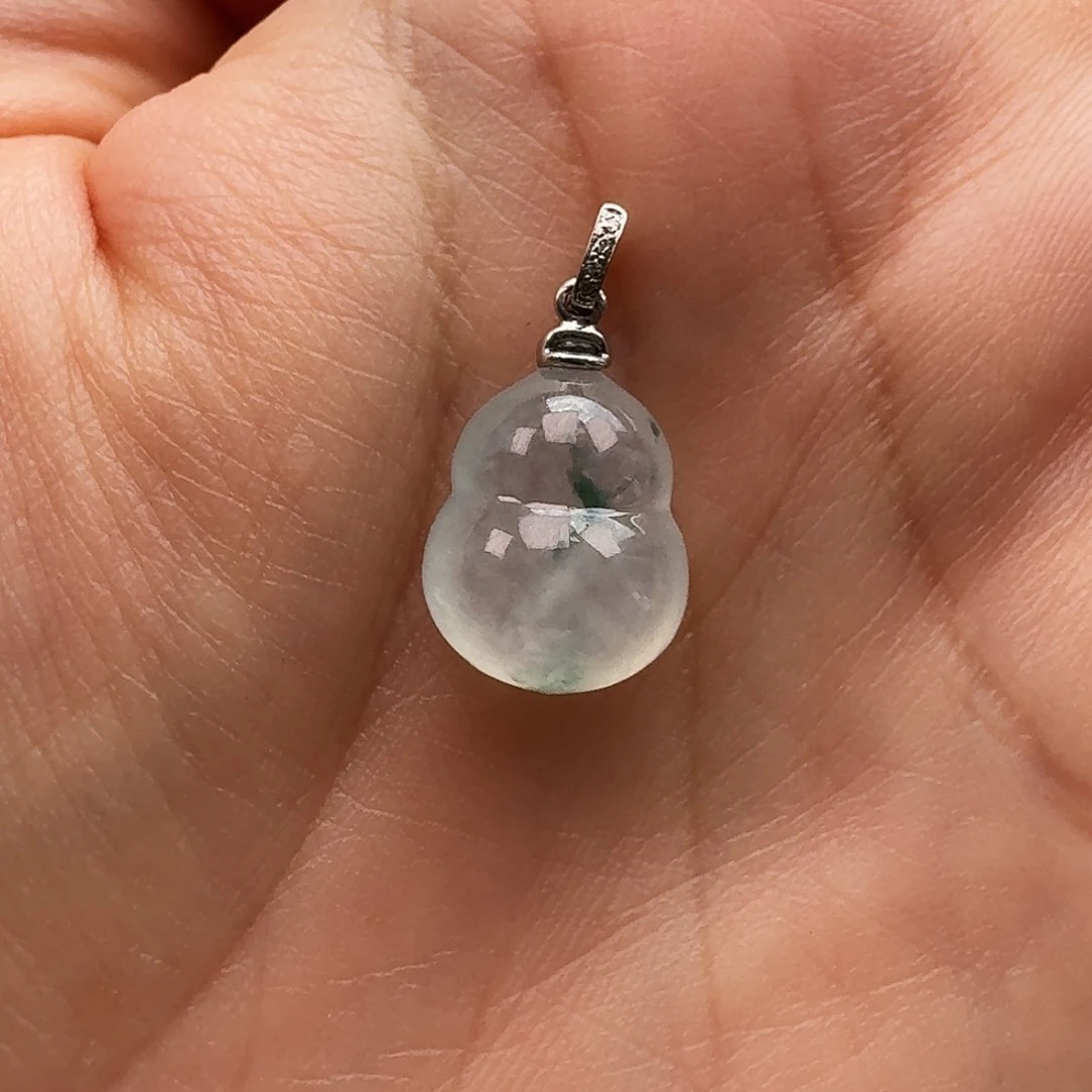 翡翠颈饰18K金镶嵌葫芦