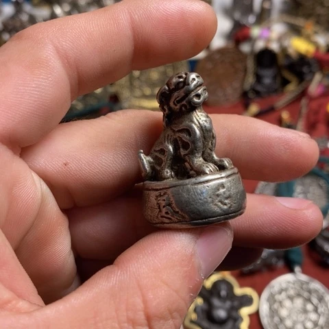 泥塑白**里小元素品相完美