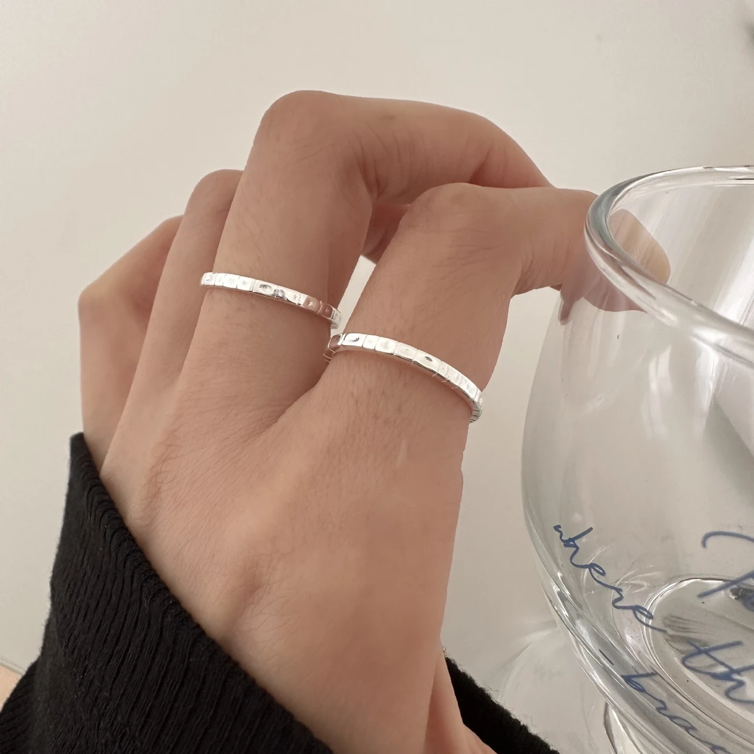 925银戒指 925纯银不规则纹理戒指女简约小巧设计时尚百搭个性