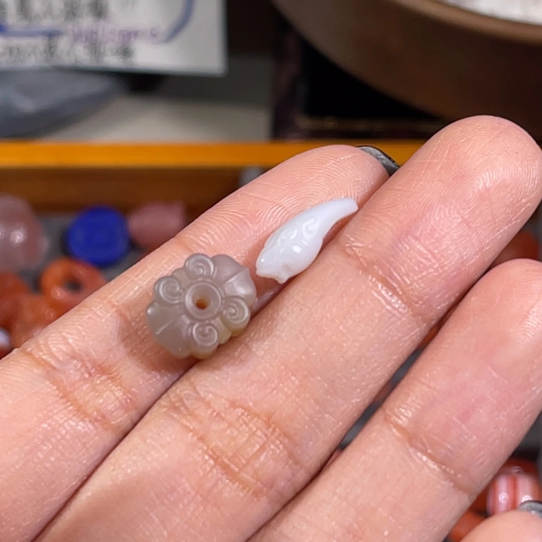 玛瑙/玉髓未镶嵌如意背云+貔貅卡子 不换退