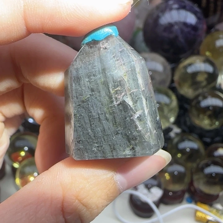 未镶嵌水晶摆件e038