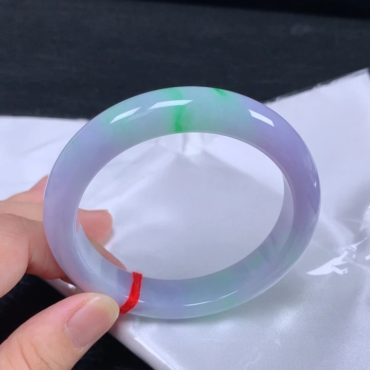 翡翠未镶嵌手镯