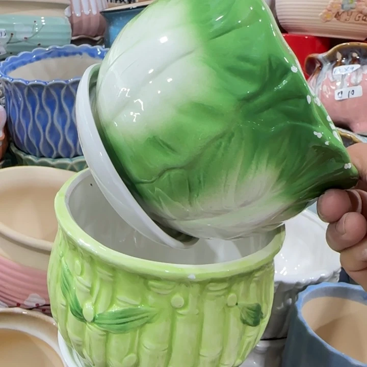 凑9块包邮，有孔，陶瓷花盆