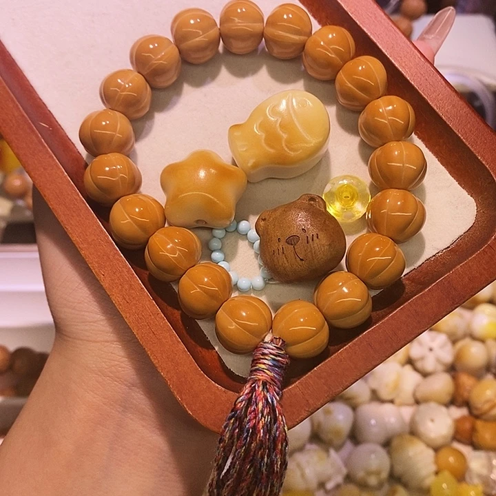 小***.手串猴头核桃设计款手串