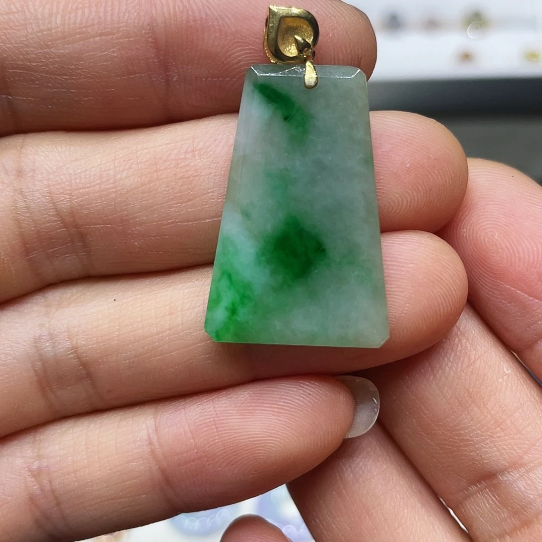 【闪购商品】翡翠18K金镶嵌吊坠(不含链)