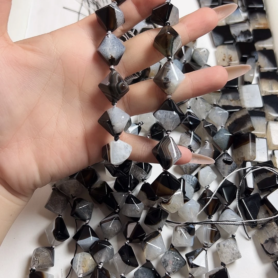 未镶嵌玛瑙/玉髓珠宝半成品A13 天然水晶玛瑙共生体