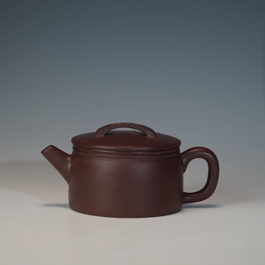 lot.22424 陈爱琴 紫泥汉瓦一式壶 160cc