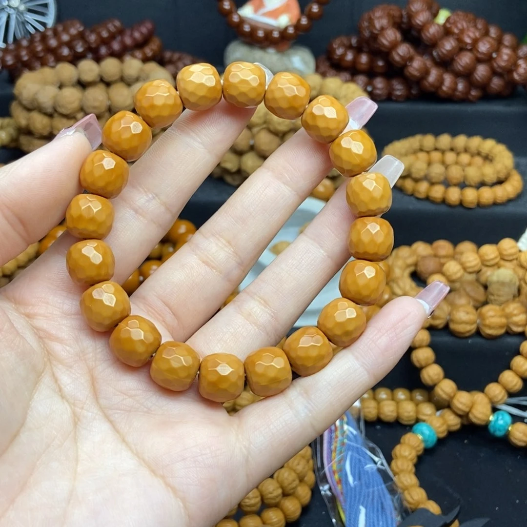 猴头核桃吊坠素**暖钻石面