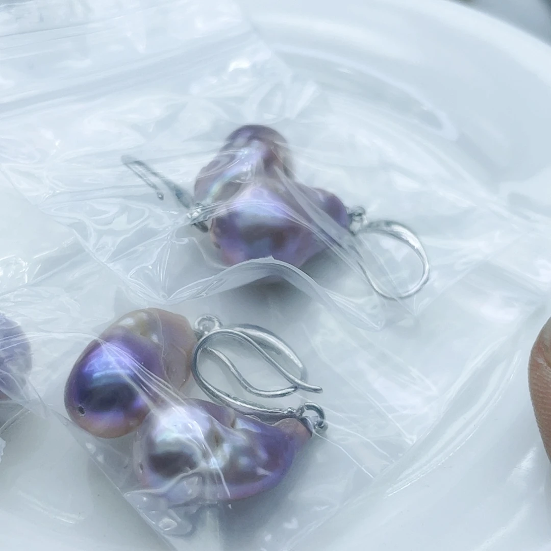 淡水珍珠颈饰钛钢