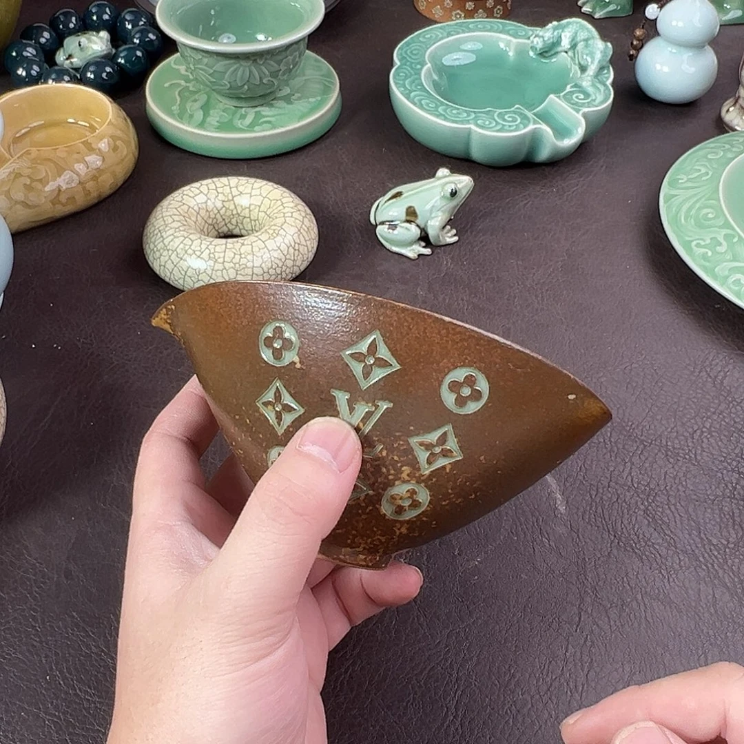 青瓷茶器青瓷茶器微瑕