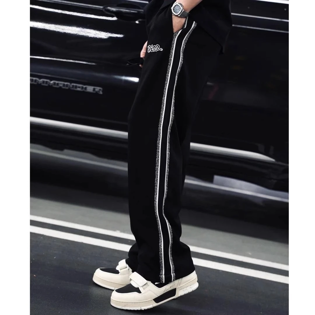 夏季薄款花边织带休闲裤男士太空棉刺绣直筒裤轻奢宽松透气长裤子