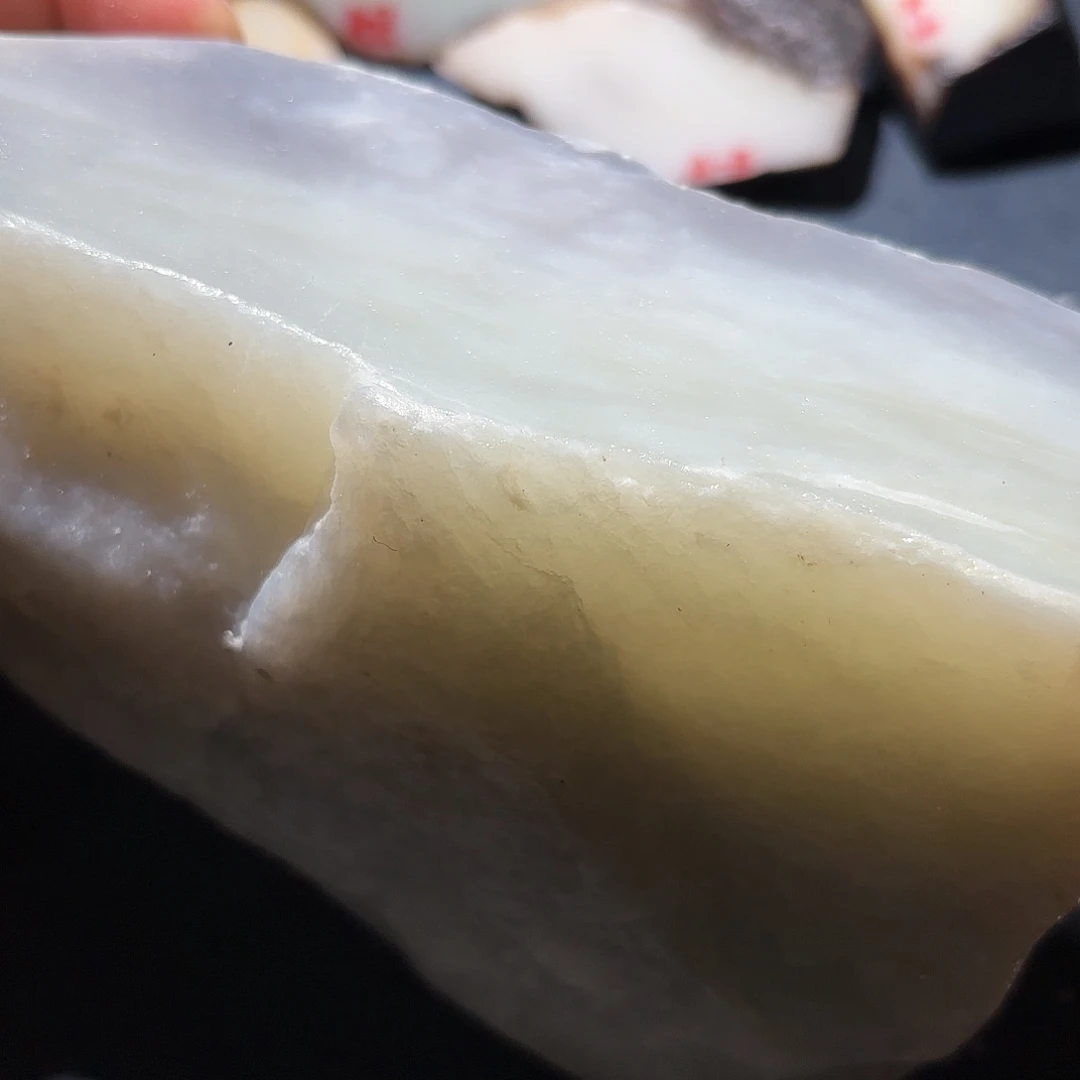 和田玉未镶嵌珠宝奇石