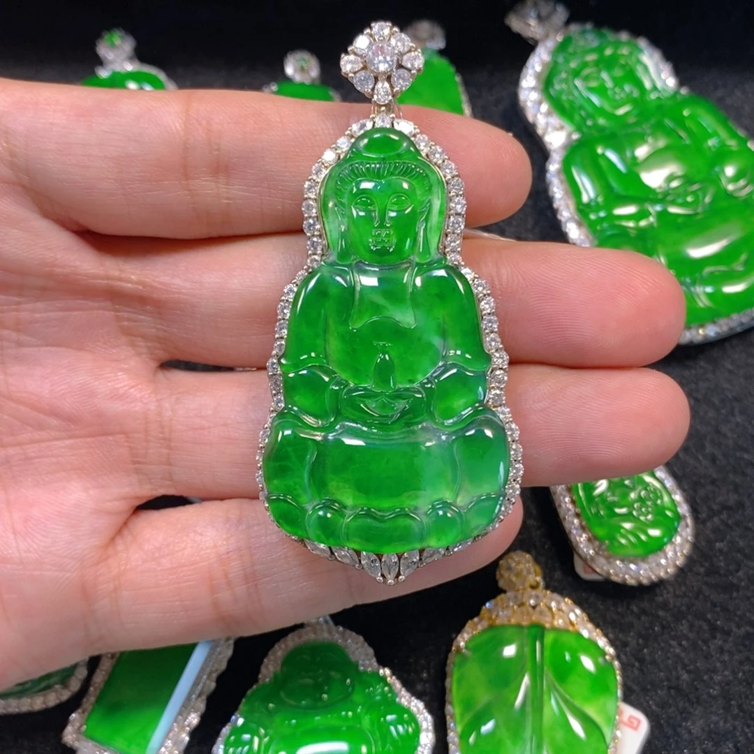 颈饰银S925镶嵌翡翠观音吊坠