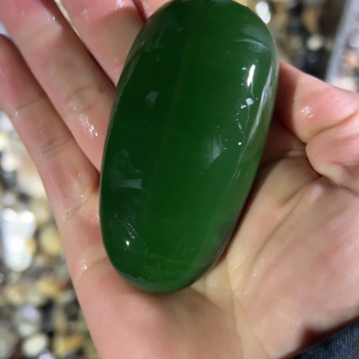 和田玉（糖玉）未镶嵌珠宝奇石