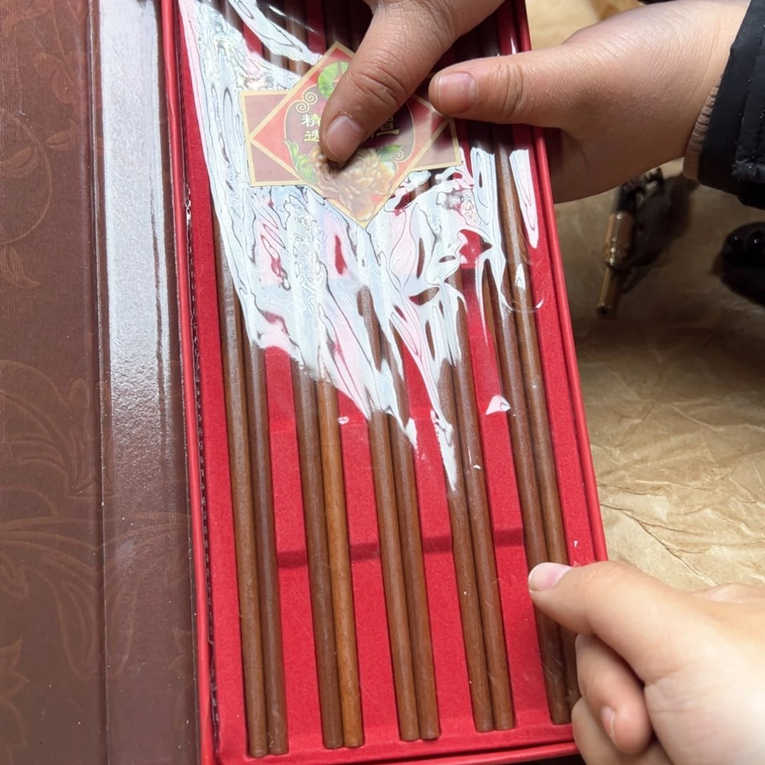 大叶紫檀（黑酸枝木类）