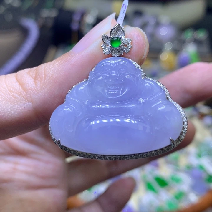 颈饰18K金镶嵌翡翠