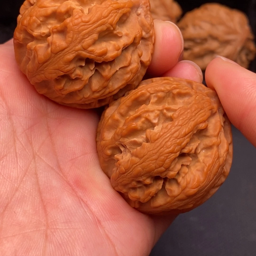 文玩核桃吊坠秦岭野生核桃