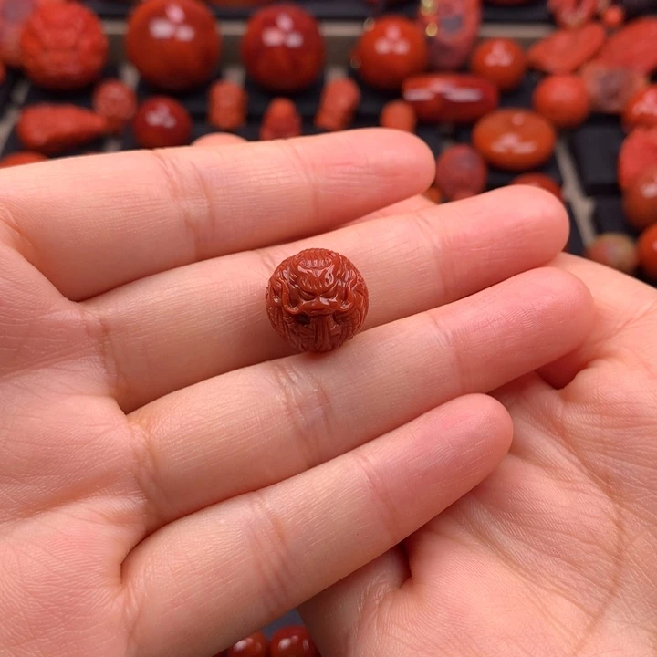 南红玛瑙未镶嵌龙珠13.9MM