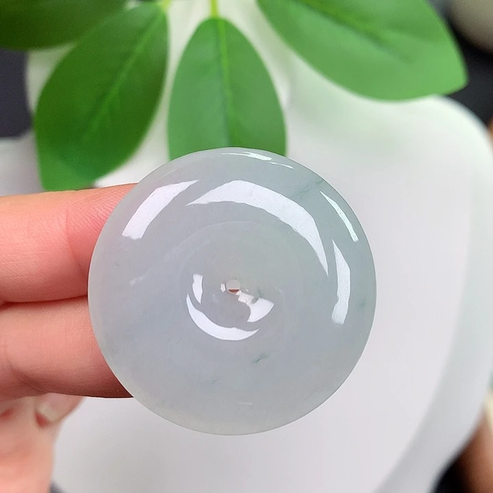 翡翠未镶嵌颈饰平安扣 34.1x6.5mm