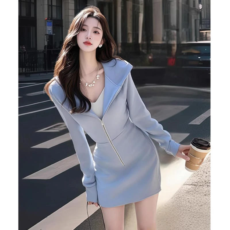 小个子爆款卫衣短款连衣裙女2025春季新款韩系气质蓝色高级感裙子