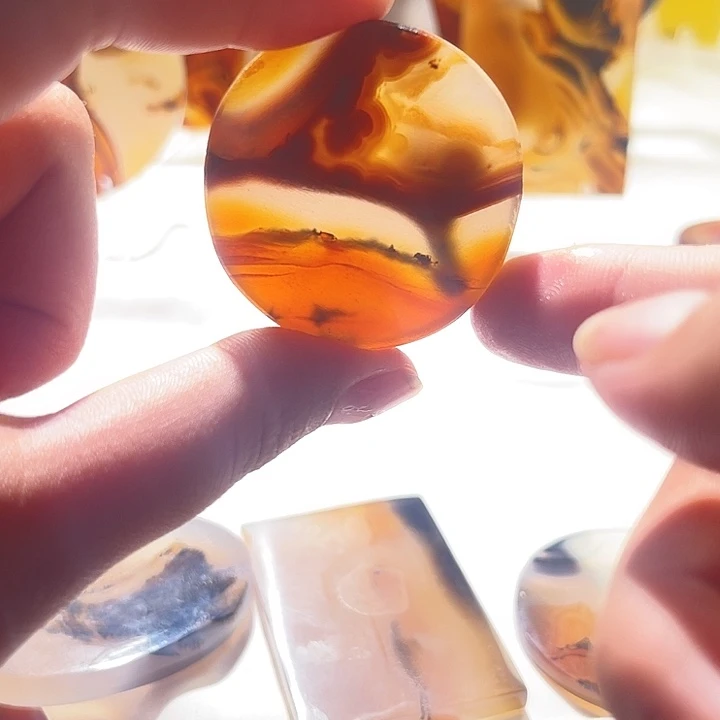 玛瑙/玉髓合金颈饰