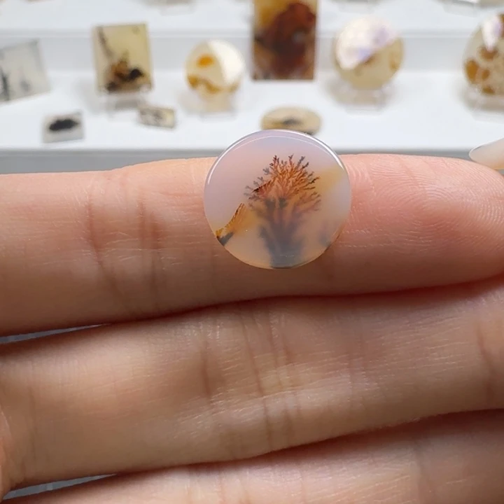 玛瑙/玉髓未镶嵌珠宝奇石