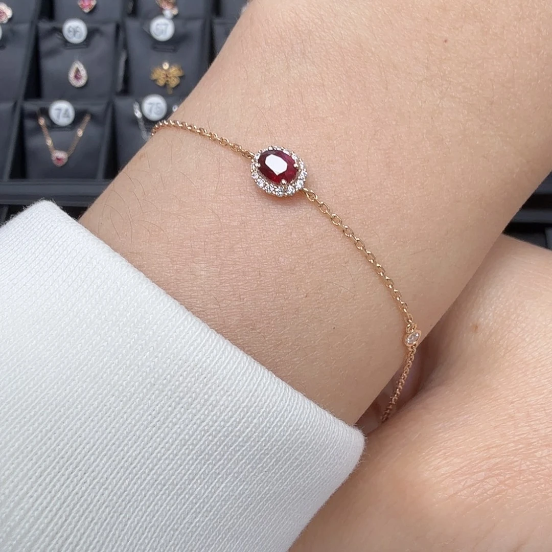 18K金镶嵌红宝石手链无烧鸽血红0.62克拉