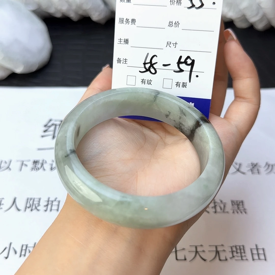 翡翠手镯未镶嵌14