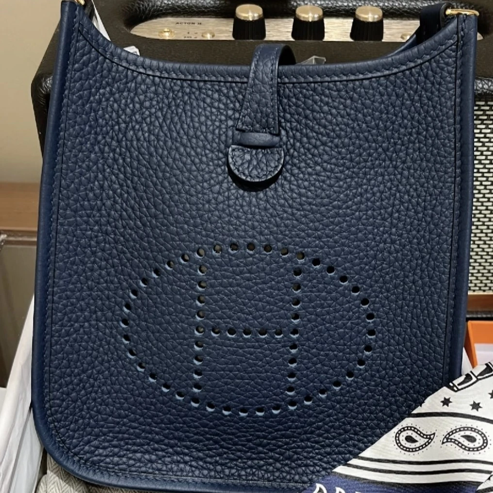 99新 Hermes/爱马仕 伊芙琳33海军蓝金扣tc皮O单肩包