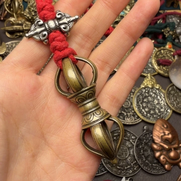 藏传文玩九宫如图