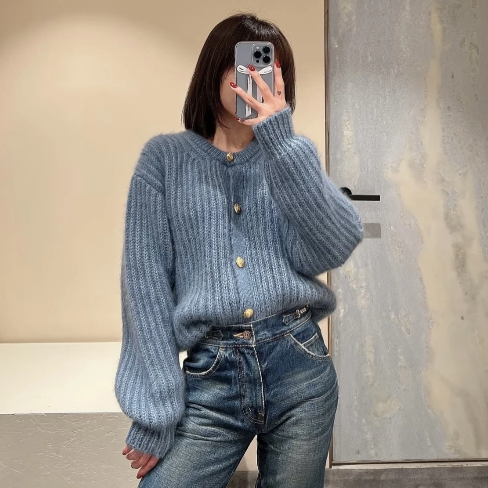 99新 Celine/思琳 雾霾蓝箱式毛衣外套S码/11061907