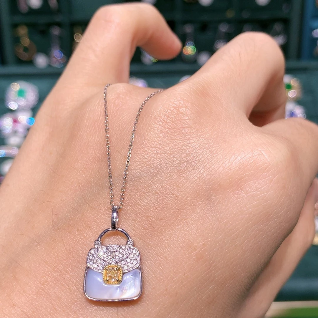 【闪购商品】钻石颈饰18K金镶嵌项链