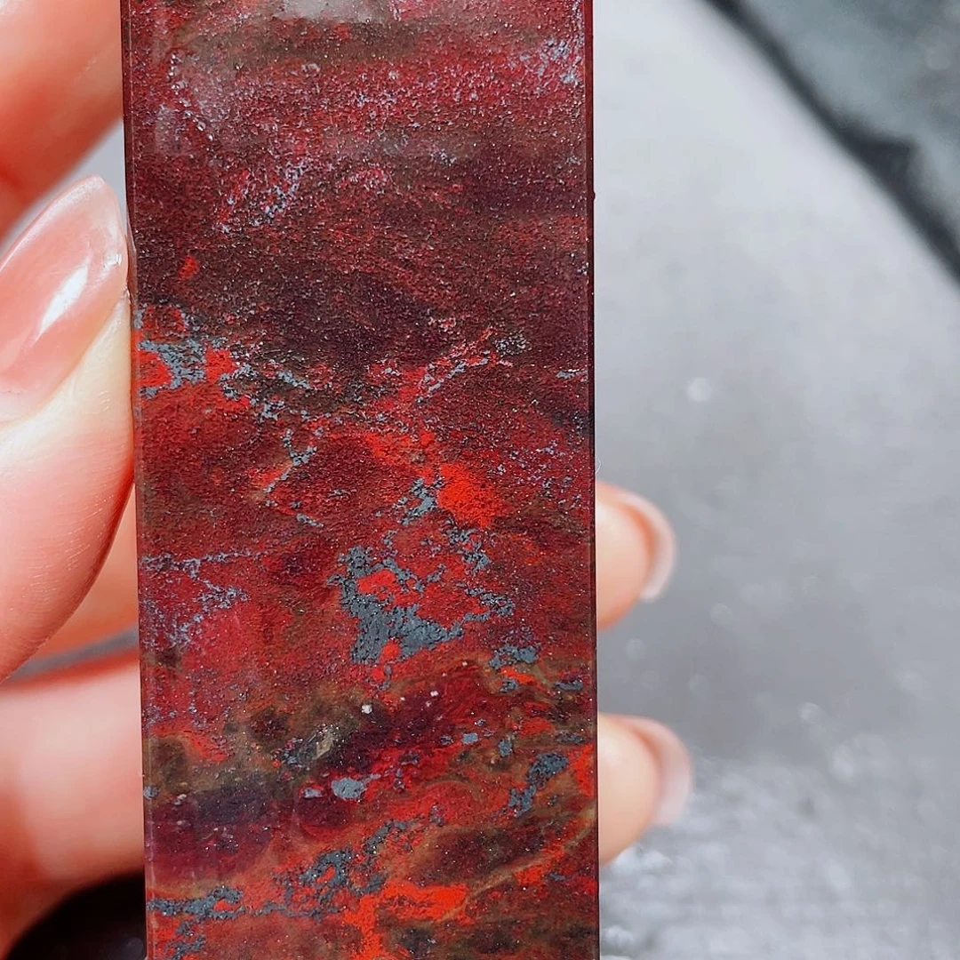 玉桂林鸡血玉印章镇尺4