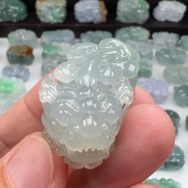 颈饰未镶嵌翡翠貔貅
