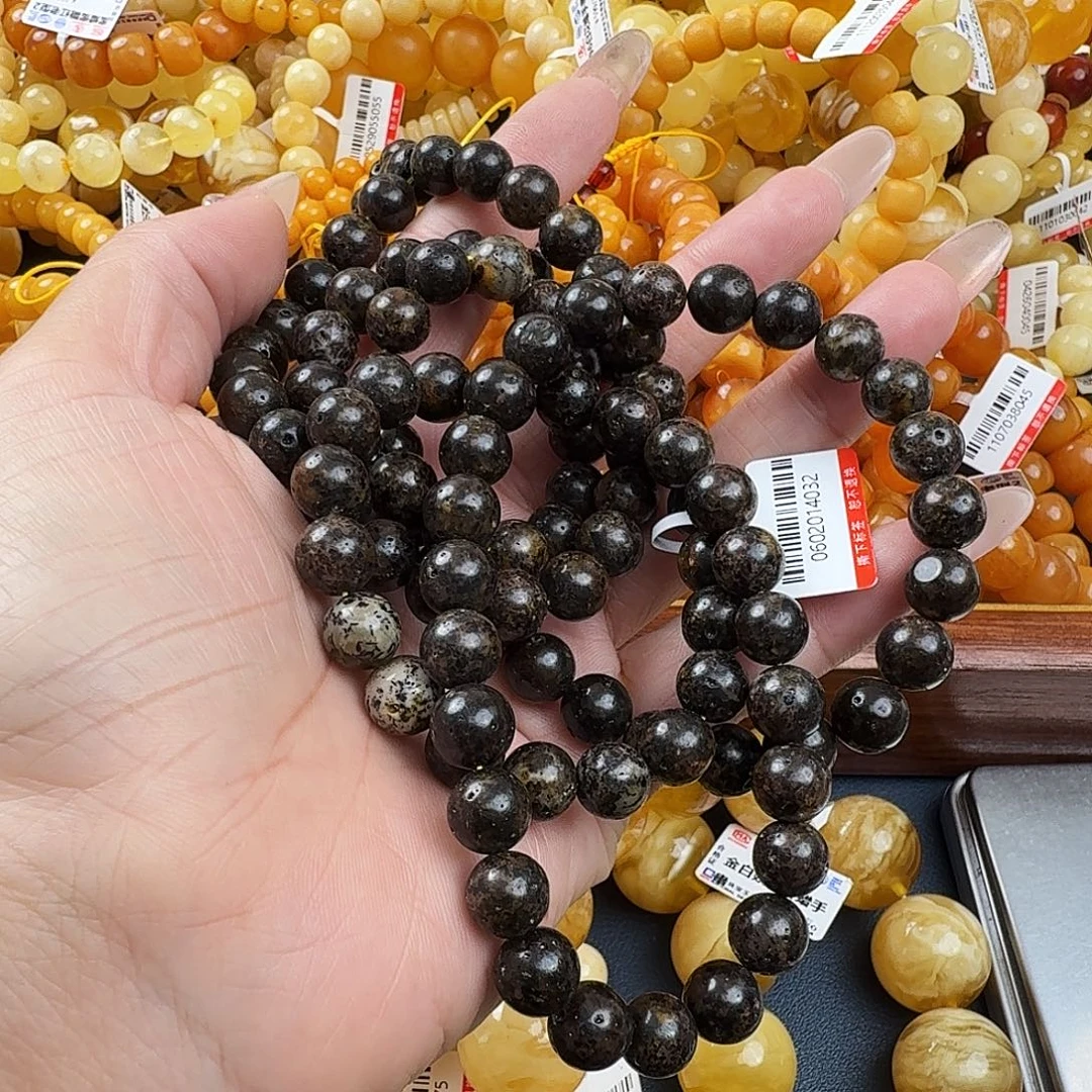 琥珀未镶嵌珠宝奇石