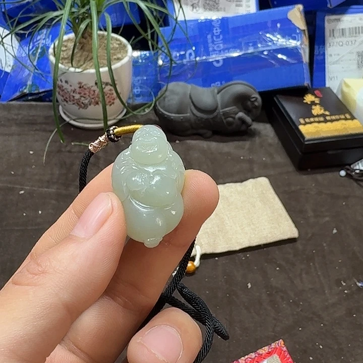 未镶嵌和田玉（糖玉）车挂