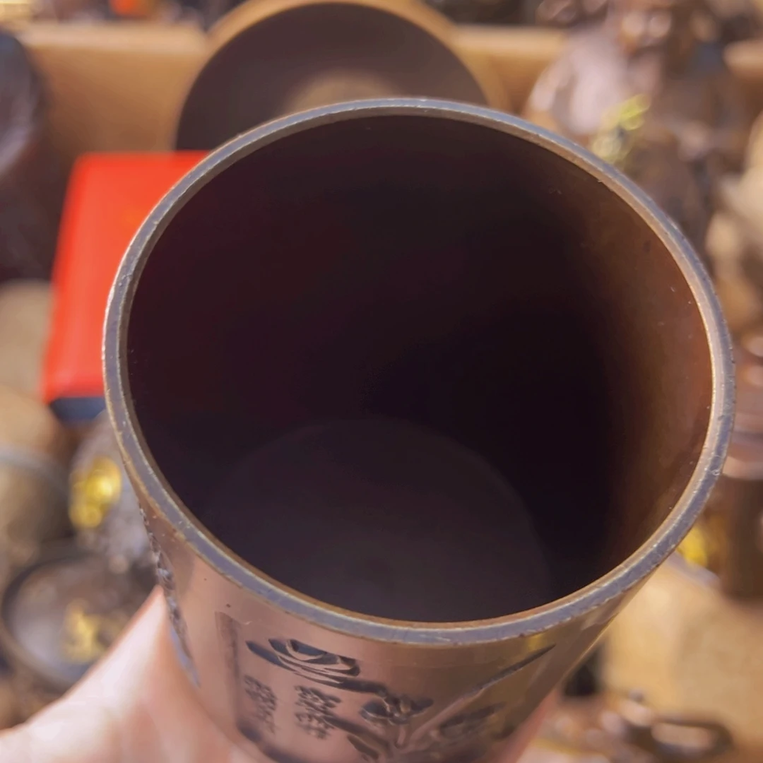 原矿风磨铜笔筒一个