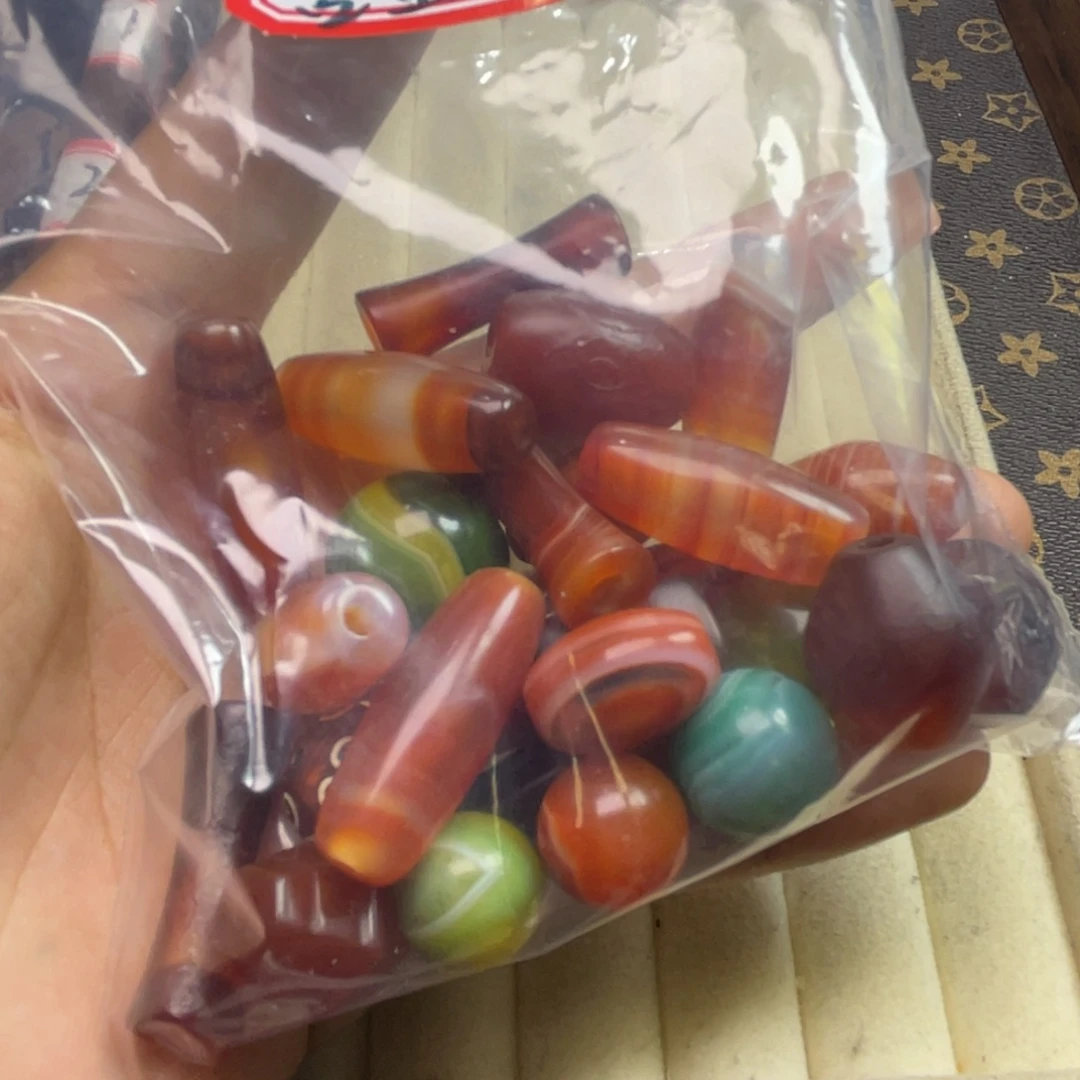 新***堂玛瑙/玉髓未镶嵌珠宝半成品