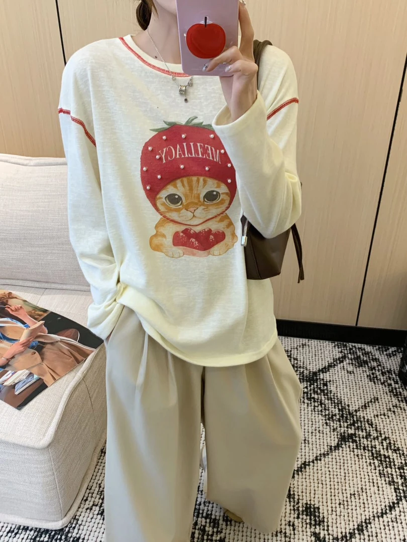 程程韩系甄选  秋季新款卡通珍珠草莓猫猫减龄休闲打底衫5828