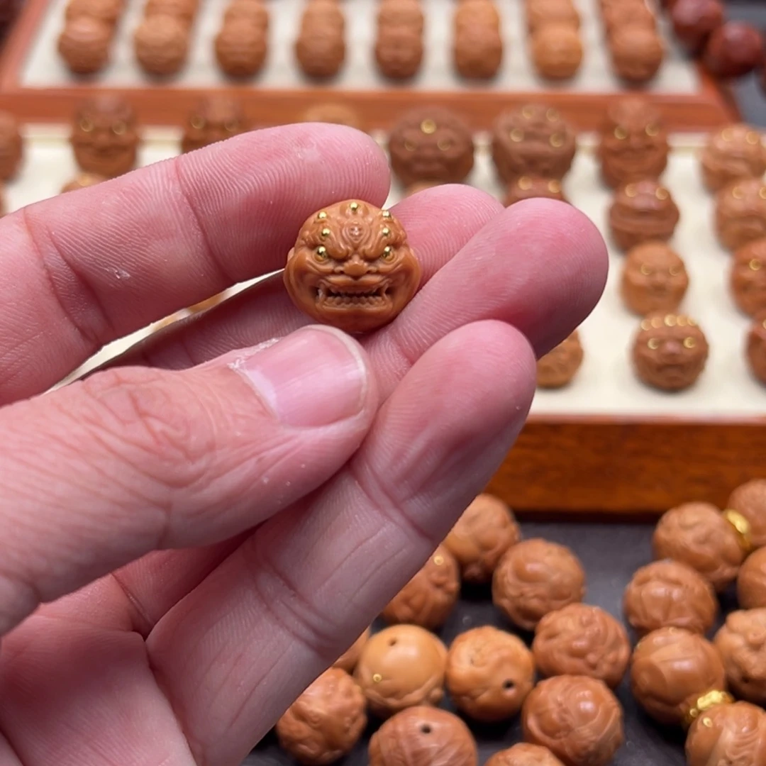 贝*亚1.6尺寸豪镶六目恶僧