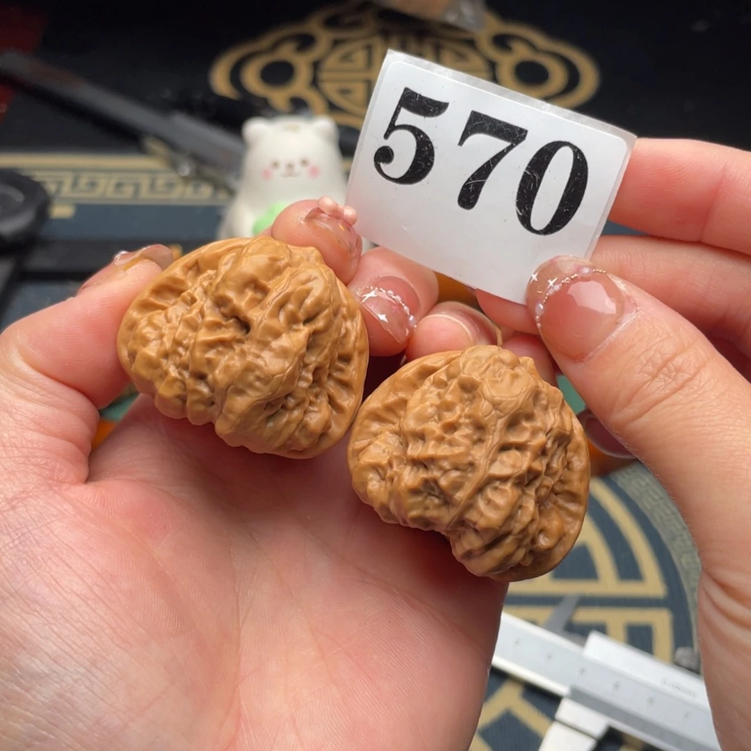 文玩核桃吊坠39蛤蟆头570号