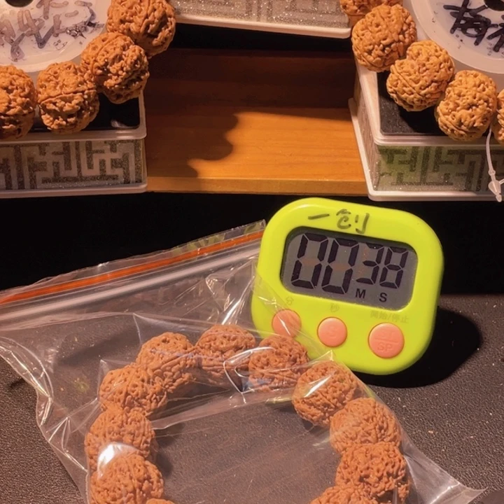 张***军手串金刚菩提这个