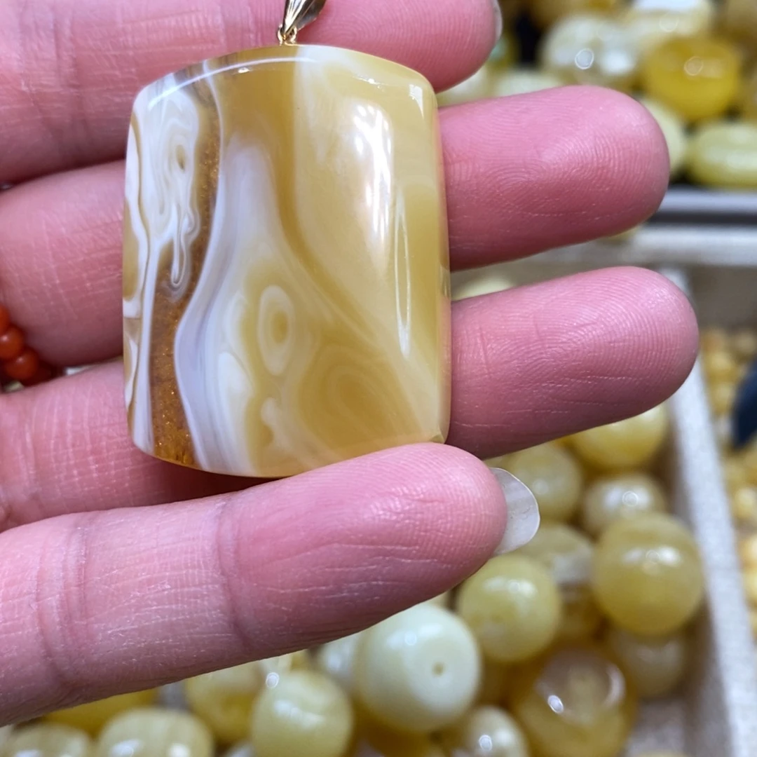 琥珀未镶嵌裸石原矿蜜蜡配珠