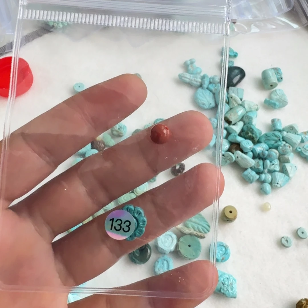 多***者未镶嵌南红玛瑙珠宝奇石