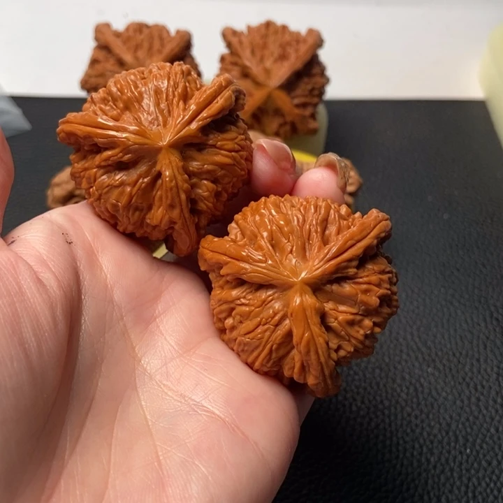 吊坠文玩核桃程*核桃核桃
