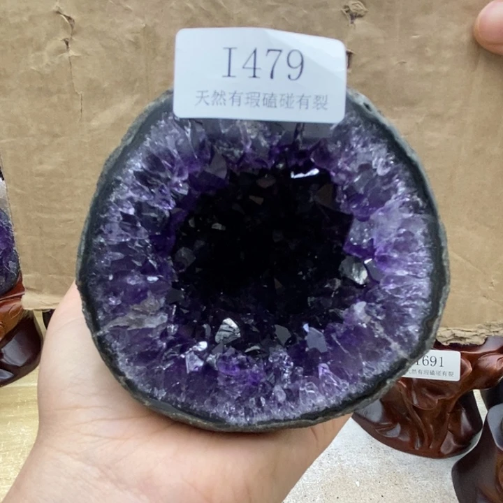 紫晶大型摆件（非配饰）未镶嵌