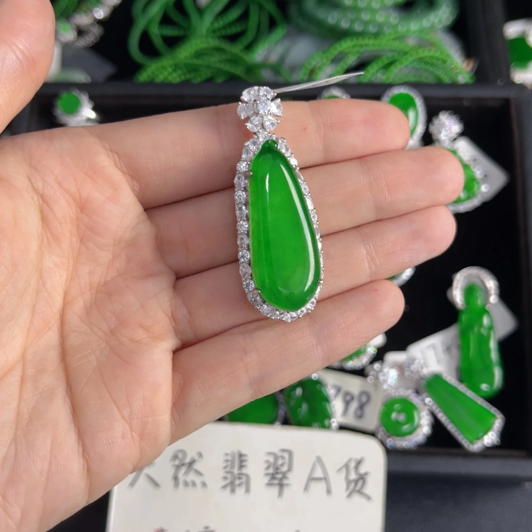 翡翠银S925镶嵌戒指福瓜吊坠