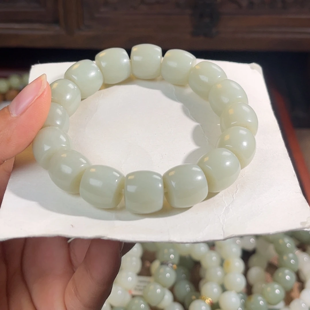 和田玉未镶嵌手链